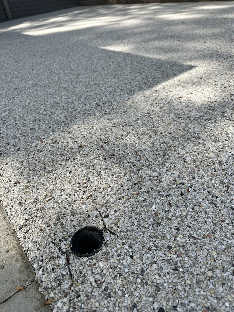 Completed resin driveway project in Sefton Way , Newmarket CB8 0DB