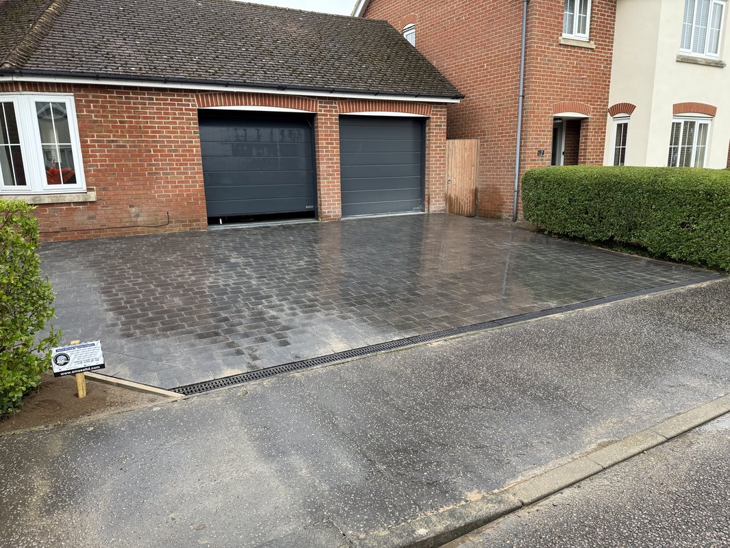 Block Paving driveway installation in Kemmann Way, Great Cambourne, Cambridge, CB23 5AU - before work begins