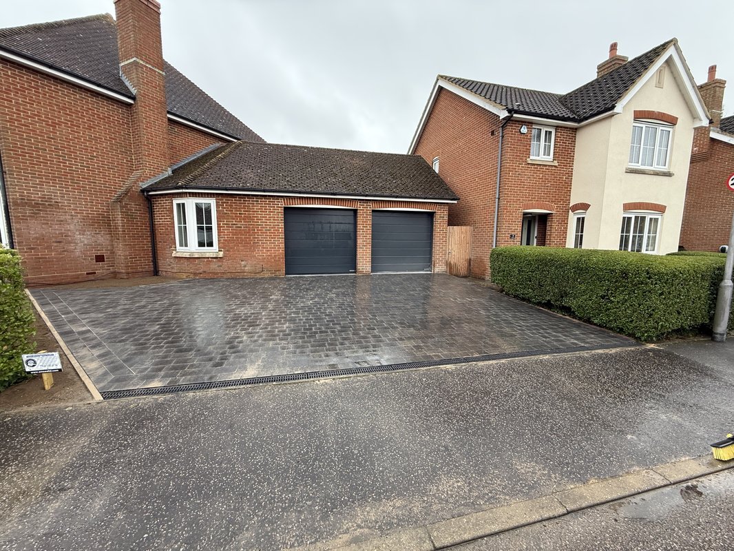 Completed block paving driveway project in Kemmann Way, Great Cambourne, Cambridge, CB23 5AU