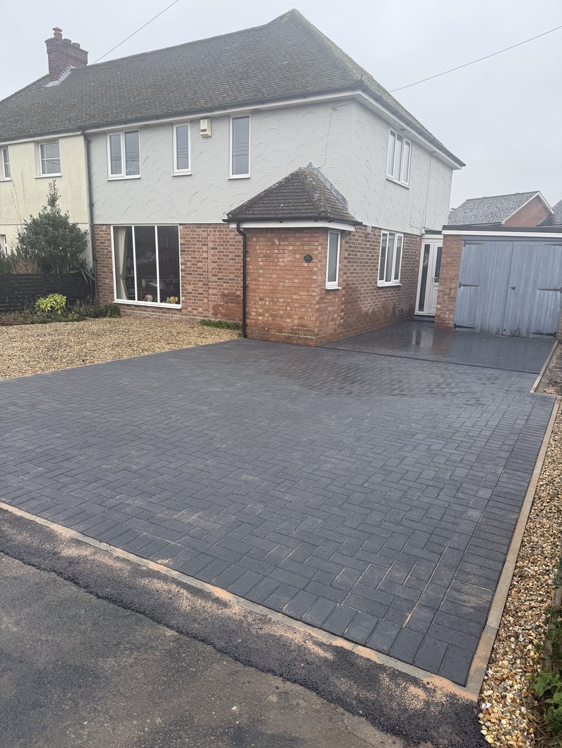 Completed block paving driveway project in Beck Road, Isleham, CB7 5QS